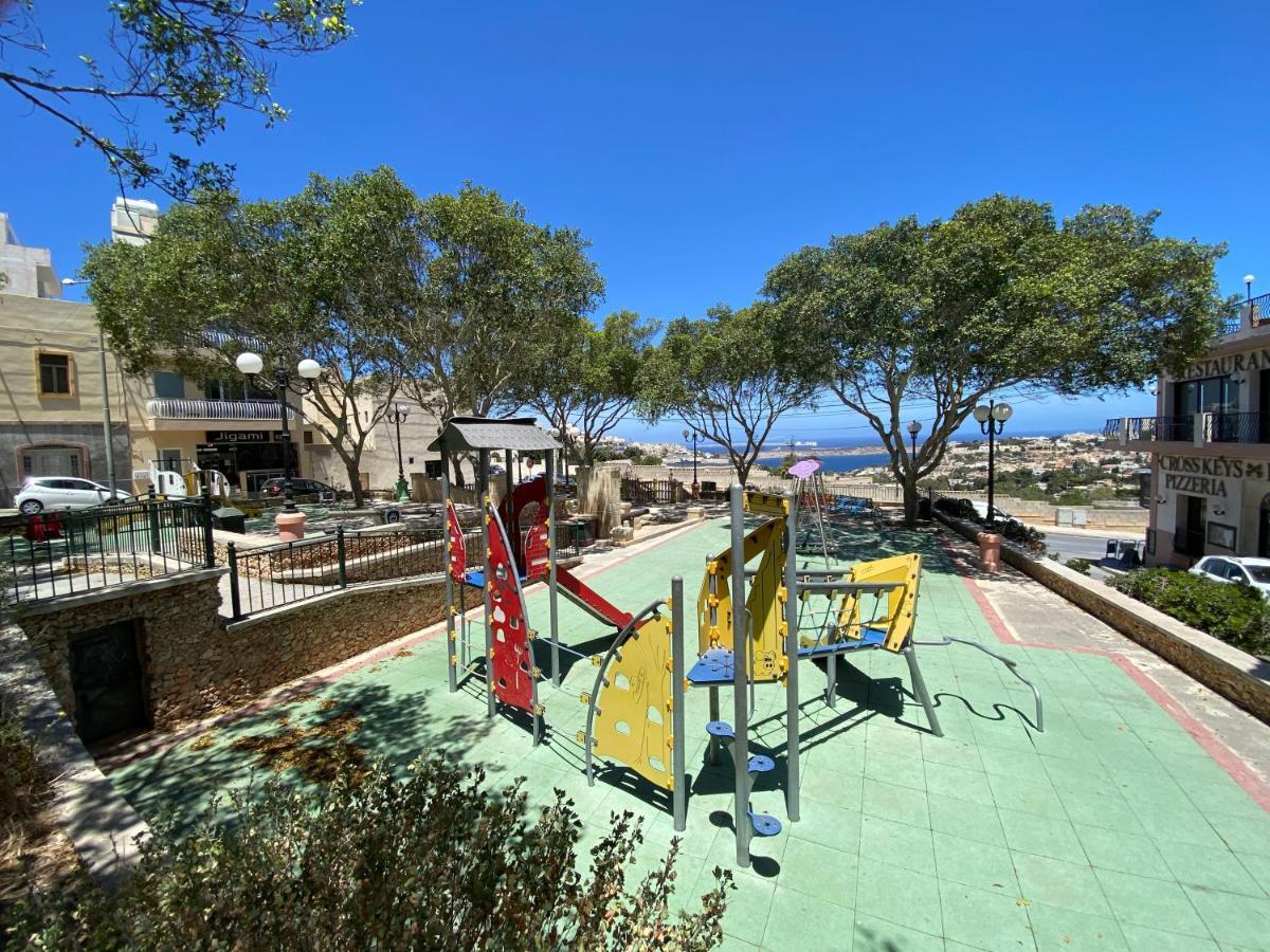 Sunshine Apartments Mellieha - Modern Three Bedroom Ground Floor Apartment With Yard Eksteriør bilde